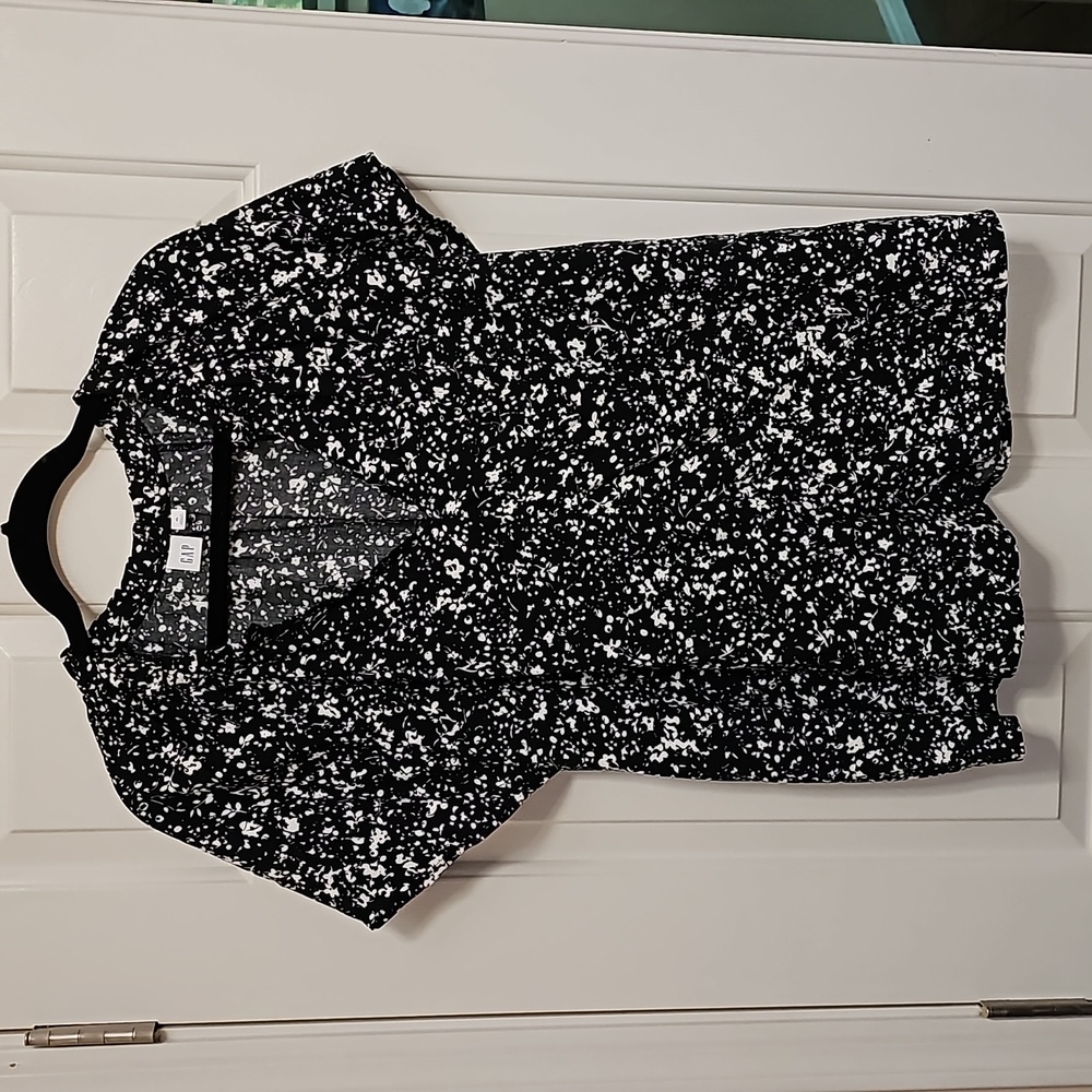 Gap Flutter Sleeve Blouse cool Gap Flutter Sleeve Blouse cool XL